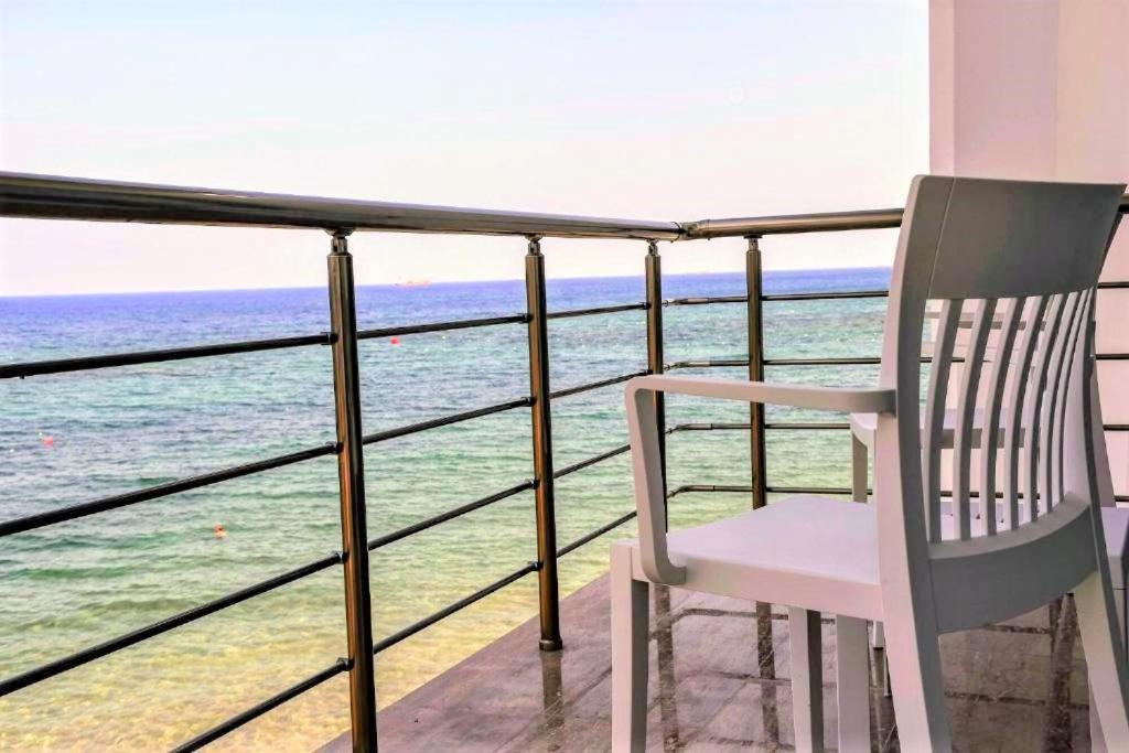Mimoza Beachfront Hotel & Restaurant Αμμόχωστος Εξωτερικό φωτογραφία