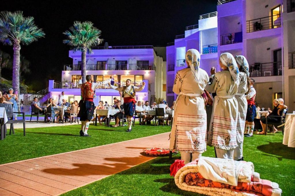 Mimoza Beachfront Hotel & Restaurant Αμμόχωστος Εξωτερικό φωτογραφία