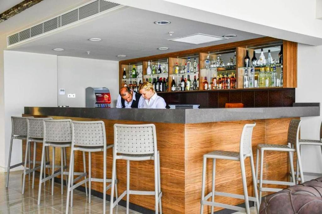 Mimoza Beachfront Hotel & Restaurant Αμμόχωστος Εξωτερικό φωτογραφία